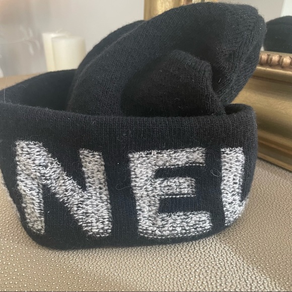 NEW Chanel Letters CC Beanie Logo - Picture 8 of 12